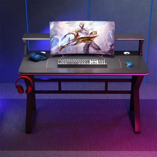 שולחן גיימינג ברוחב 100 ס''מ כולל מדף עליון ומתלה לאוזניות דגם RSM-1063 מבית Rosso Italy - צבע שחור